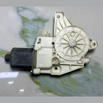 13-18 Mercedes-Benz W246 B-Class CLA Window Motor Front Left Side A246 9065100