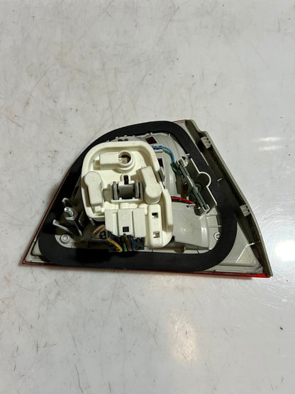 BMW 3' E90 LCI 328i 323i 335i Tail Light Decklid REAR SET 7289428 7289426 
