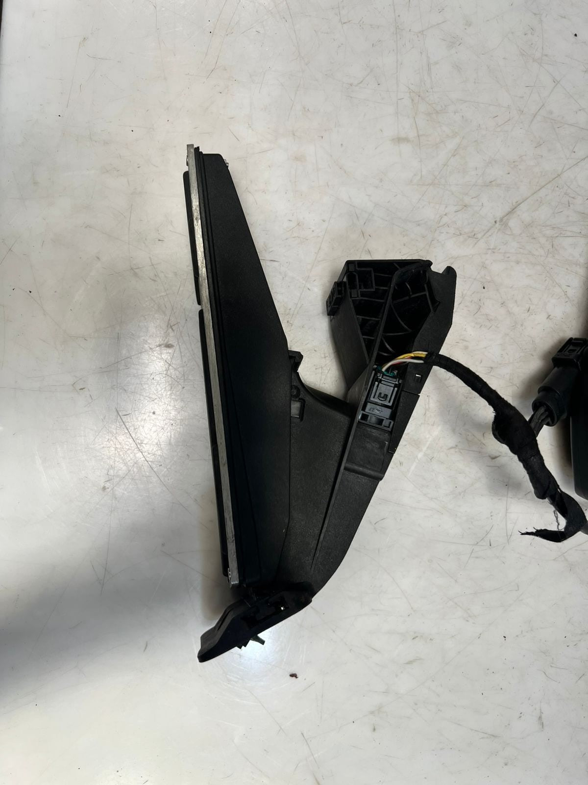 BMW X3 3 5 Series E90 F10 F25 E65 MSPORT Accelerator Pedal MODULE 6858574 OEM