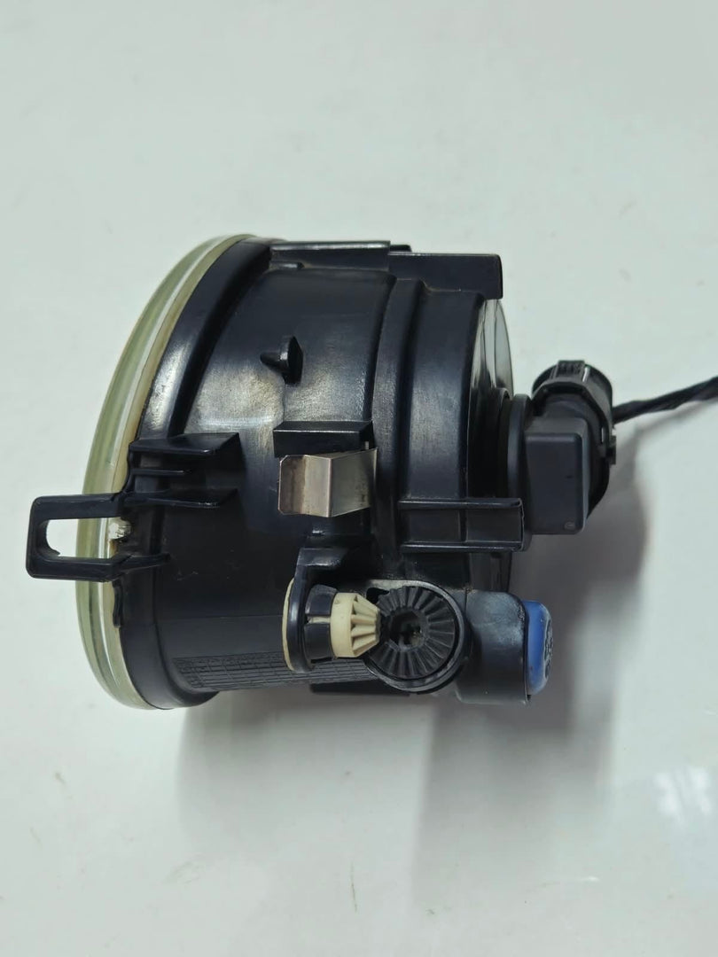 7238790-2010-2014 BMW X3 F25 Front Bumper Right Side Fog Light Lamp OEM