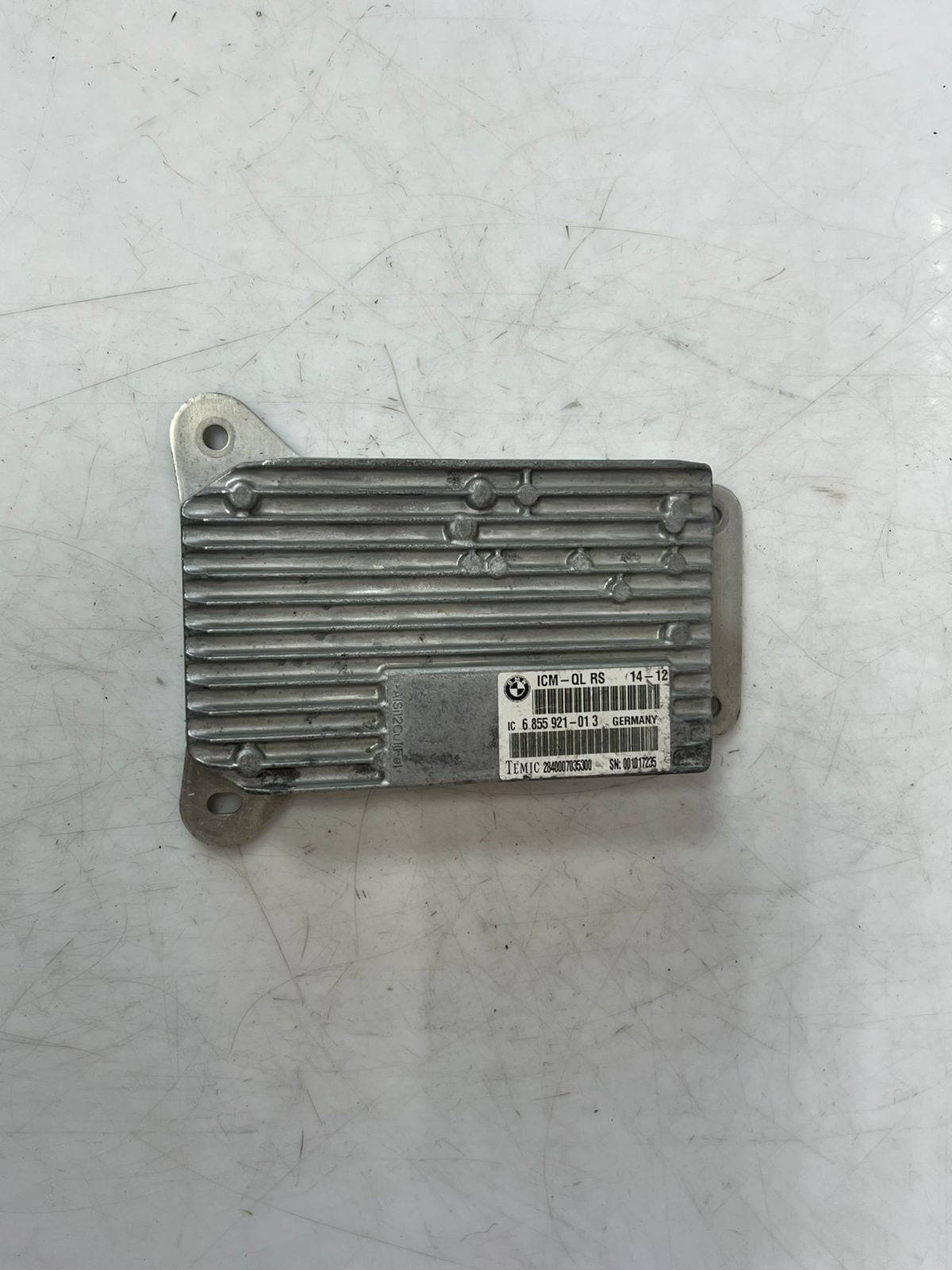 2012 BMW 740Li Integrated Chassis Management (ICM) CONTROL MODULE 6855921 OEM