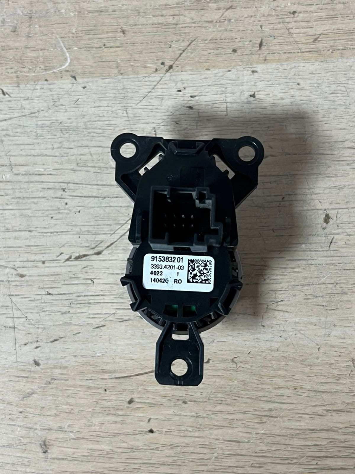 2011-2012 BMW 750i N63 4.4 F02 Engine Control Module 7619884 ECU SET