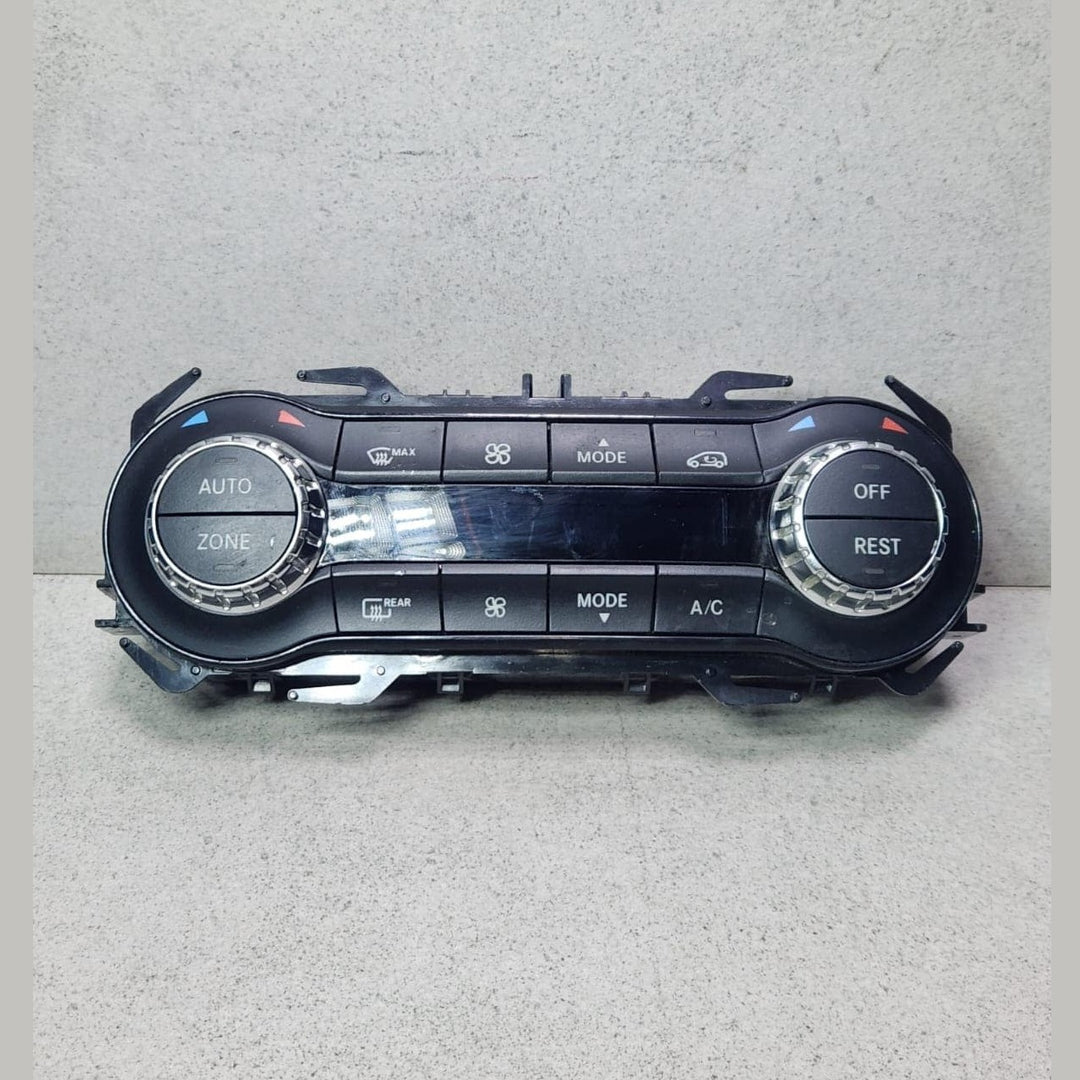 Mercedes-Benz GLA Climate Control Panel A2469003816 A-Class W176 and GLA W156