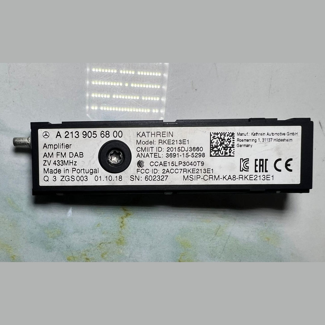 Mercedes Antenna Amplifier A2139056800 C-Class W205 and W177