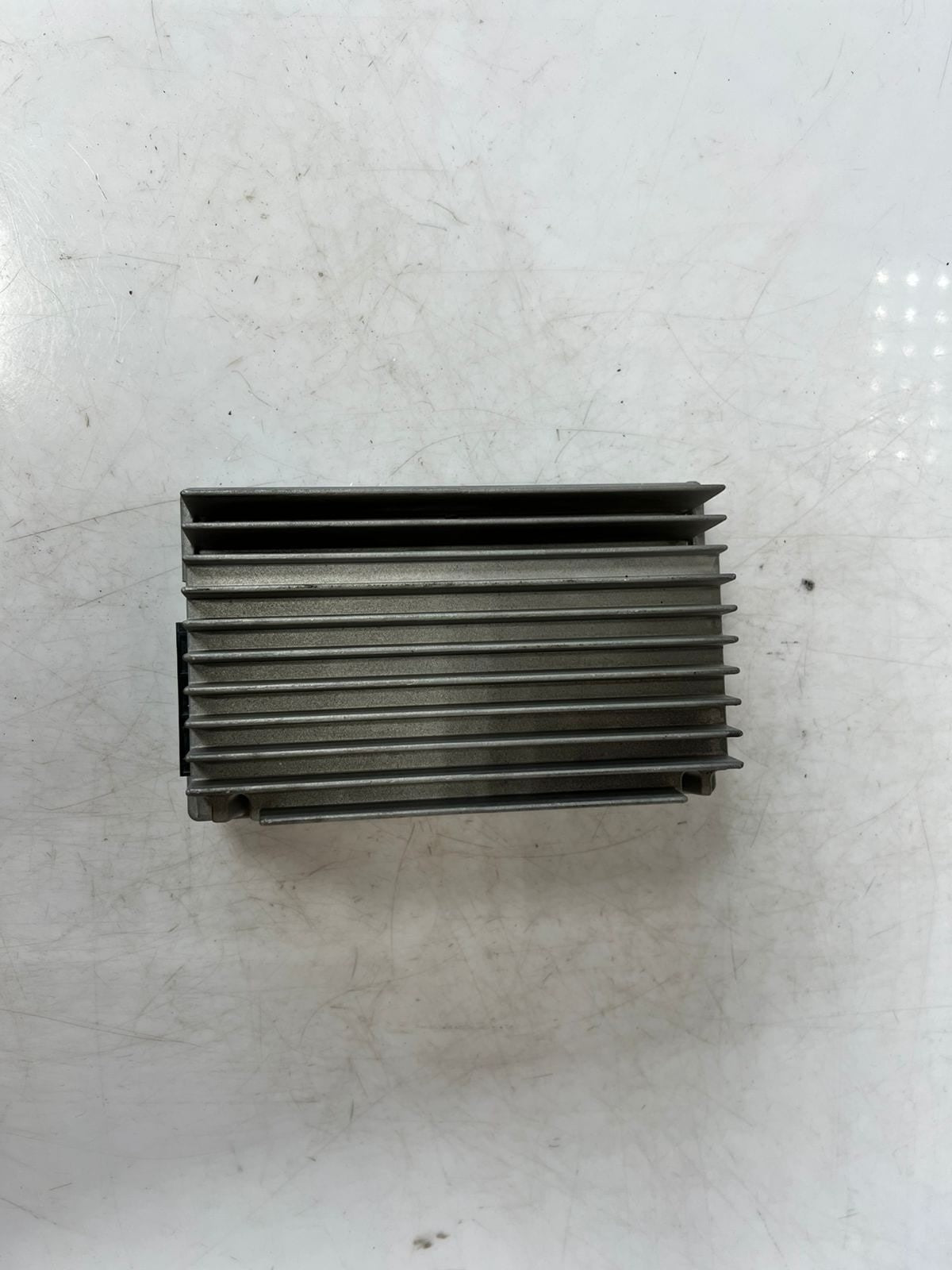 2010-2011 BMW 7 Series F01, 5 Series F07 740 GT Sound Amplifier 9217597 OEM