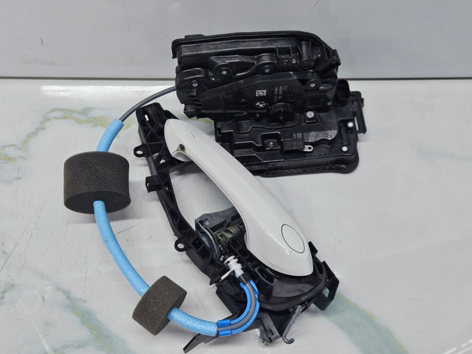 18-24 BMW G01 X3 Driver Left Front Door Latch Lock Actuator 9492091 OEM