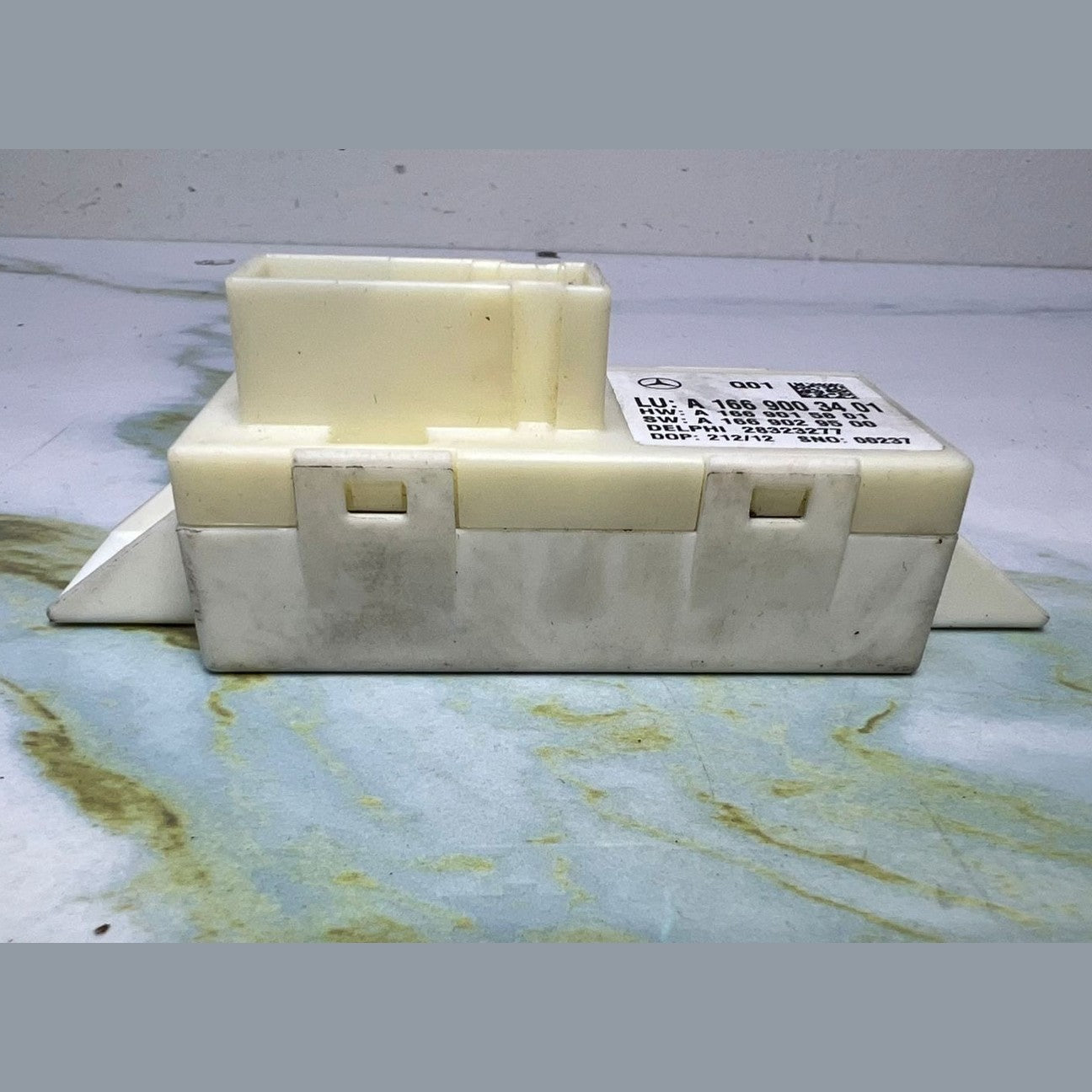 Mercedes Headlight Range Control Unit A1669003401 W204 C-Class and W246 B-Class