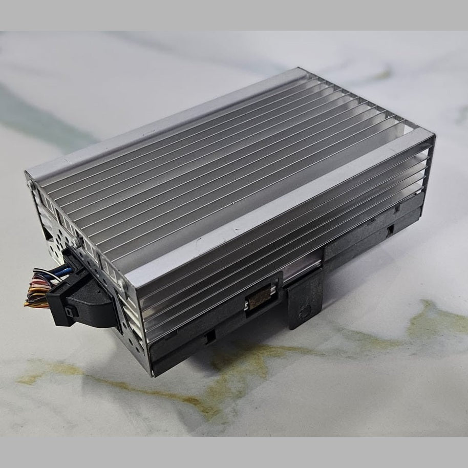 OEM BMW 6 SERIES F06 F12 F13 HARMAN BECKER SOUND SYSTEM AMPLIFIER 9266358