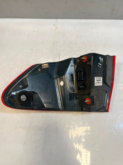2010-2016 BMW F11 FENDER 528i LEFT RIGHT Tail Light BACK LIGHT 7203233 7203234