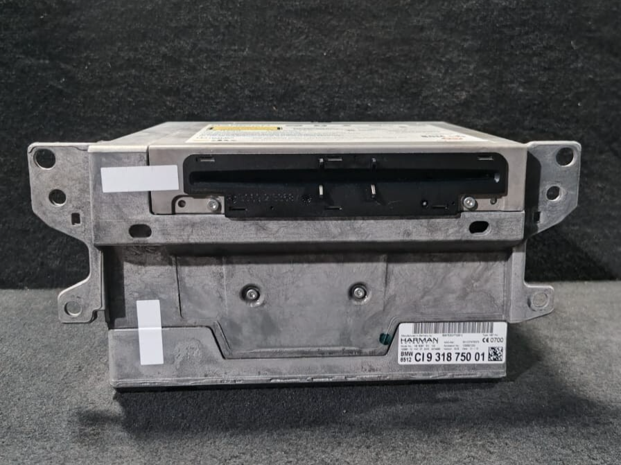 BMW 7 SERIES F01 F02 AUDIO AND RADIO CD  SAT NAV NAVIGATION HEAD UNIT- 9318750