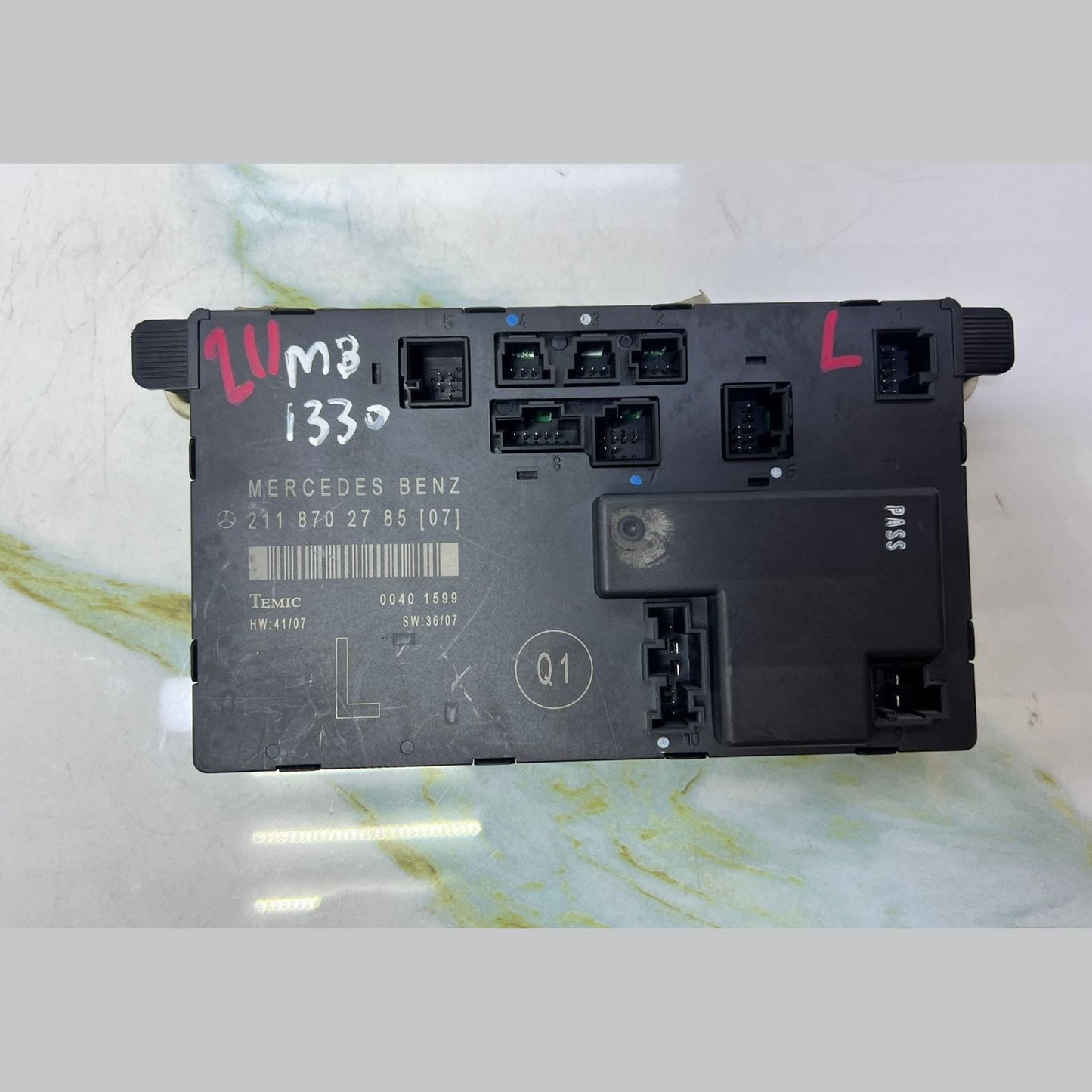 2006-2009 Mercedes-Benz E-Class W211 E350 Door Control Module A2118702785