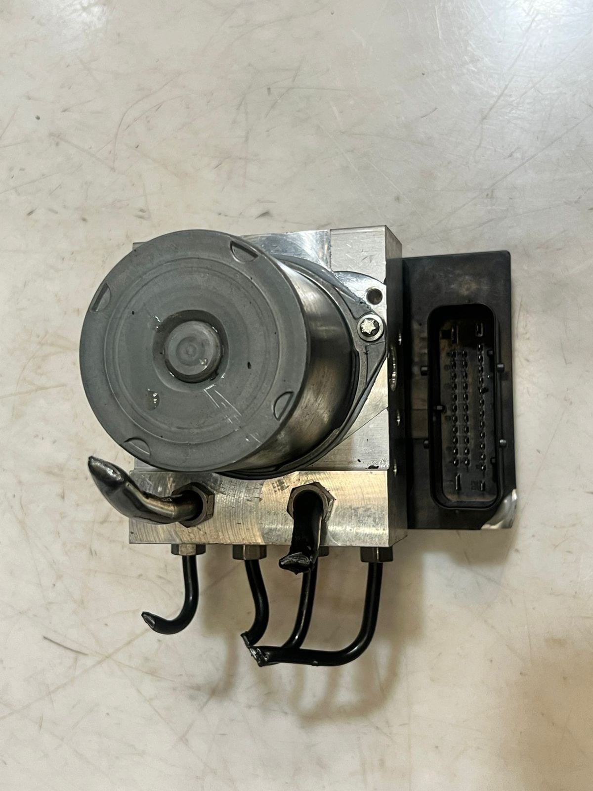 2005-2010 BMW X3 E83 Abs Pump Hydraulic block lock brake 3424682