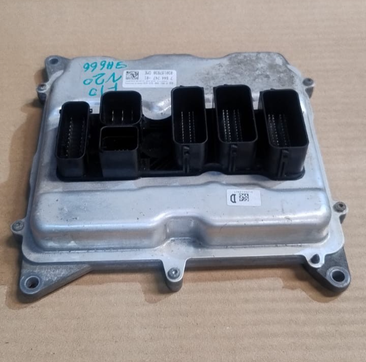 BMW 520i F10 2010-2013 N20 ENGINE CONTROL ECU UNIT + MODULE DME 7644747