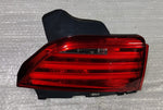 Bild in die Galerieansicht laden, OEM BMW F07 Rear Light In Trunk Lid Left Side N/S Gran Turismo 7199637