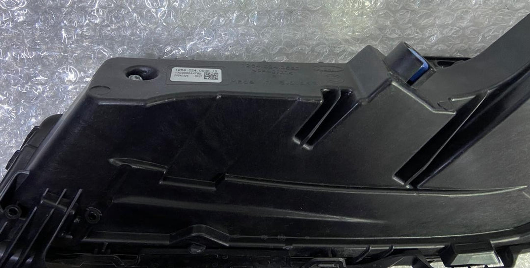 OEM BMW 7 Series G70 Headlight Upper LED Front 9879936 Right Side Used 15-20 km
