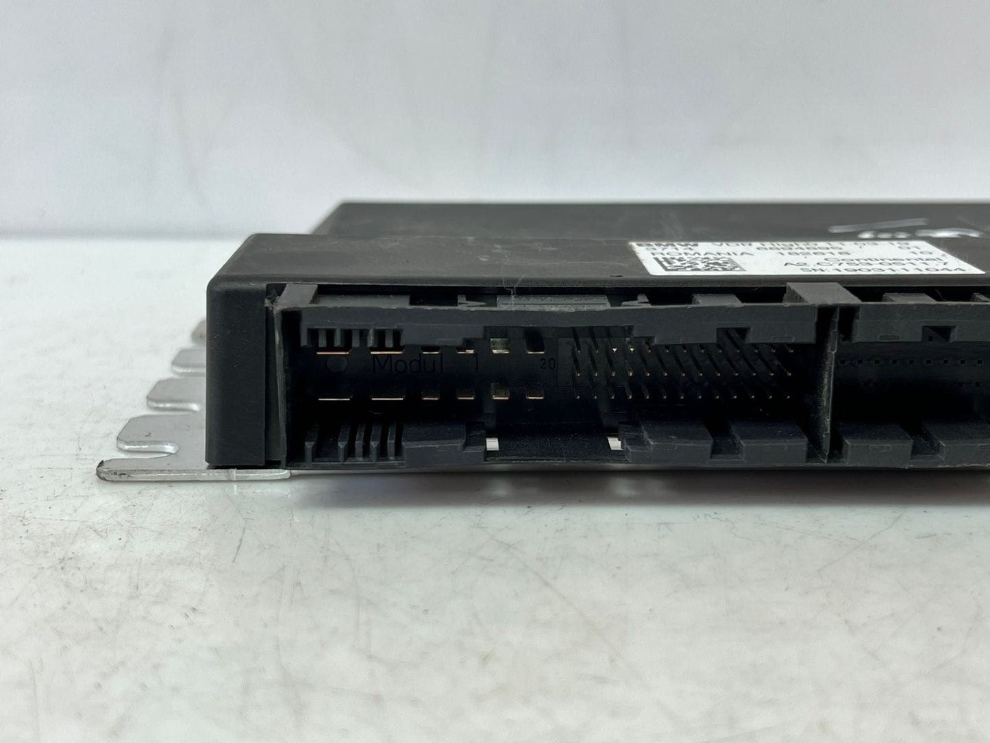 BMW 8 SERIES G14 G15 G16 VDP AIR SUSPENSION CONTROL UNIT 6894895