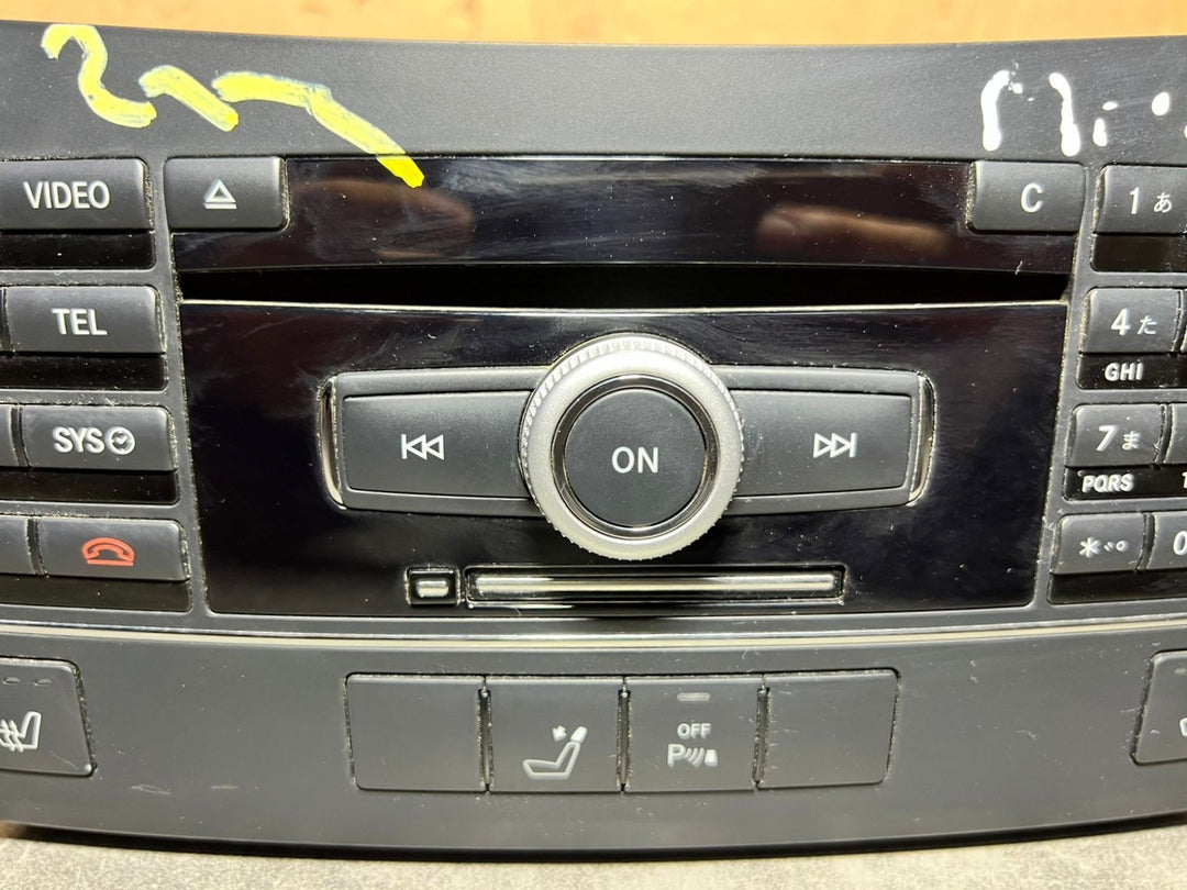 2012–2014 Mercedes-Benz W212 E-Class Head Unit CD Player A212 9008704 OEM