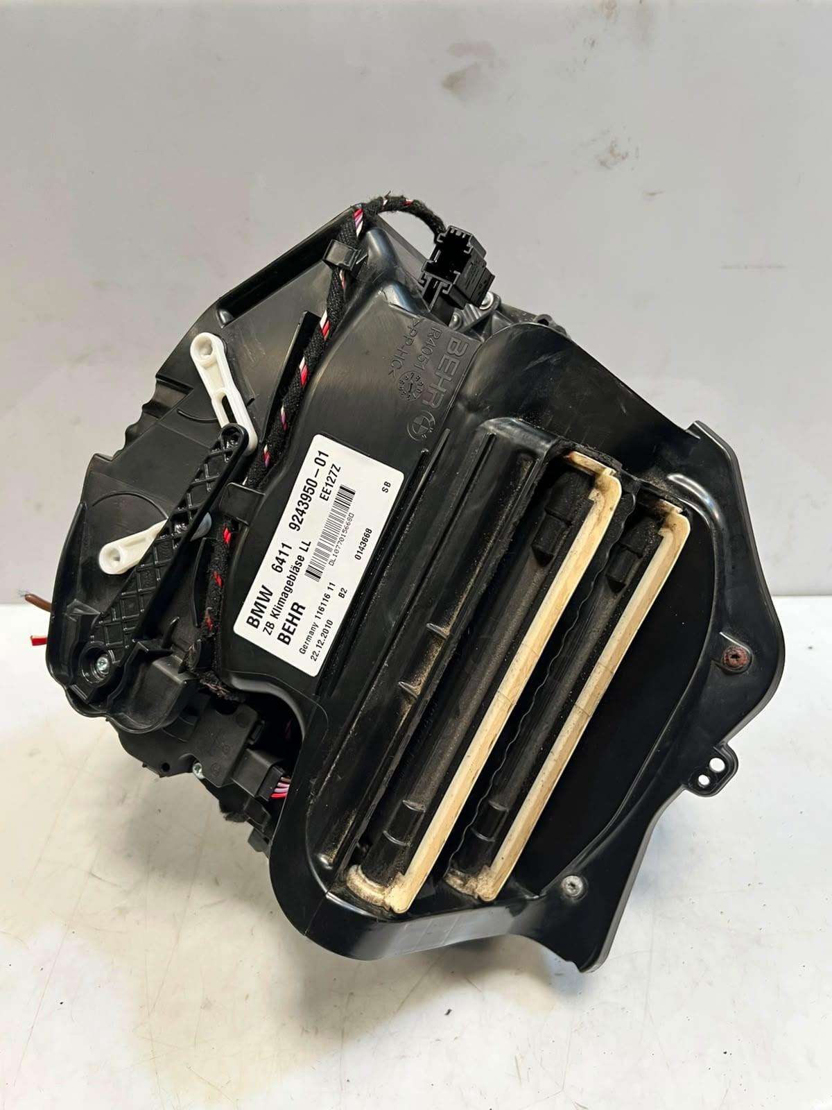 2010 BMW 550i 5 Series F10 F11 Heater Blower Motor 9243950 OEM