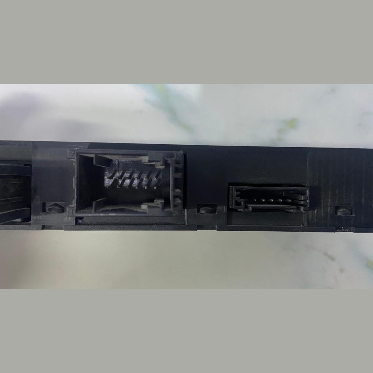 OEM BMW E60 E61 CENTER CONSOLE SWITCH MODULE DSC PDC SEAT HEATING 6938313