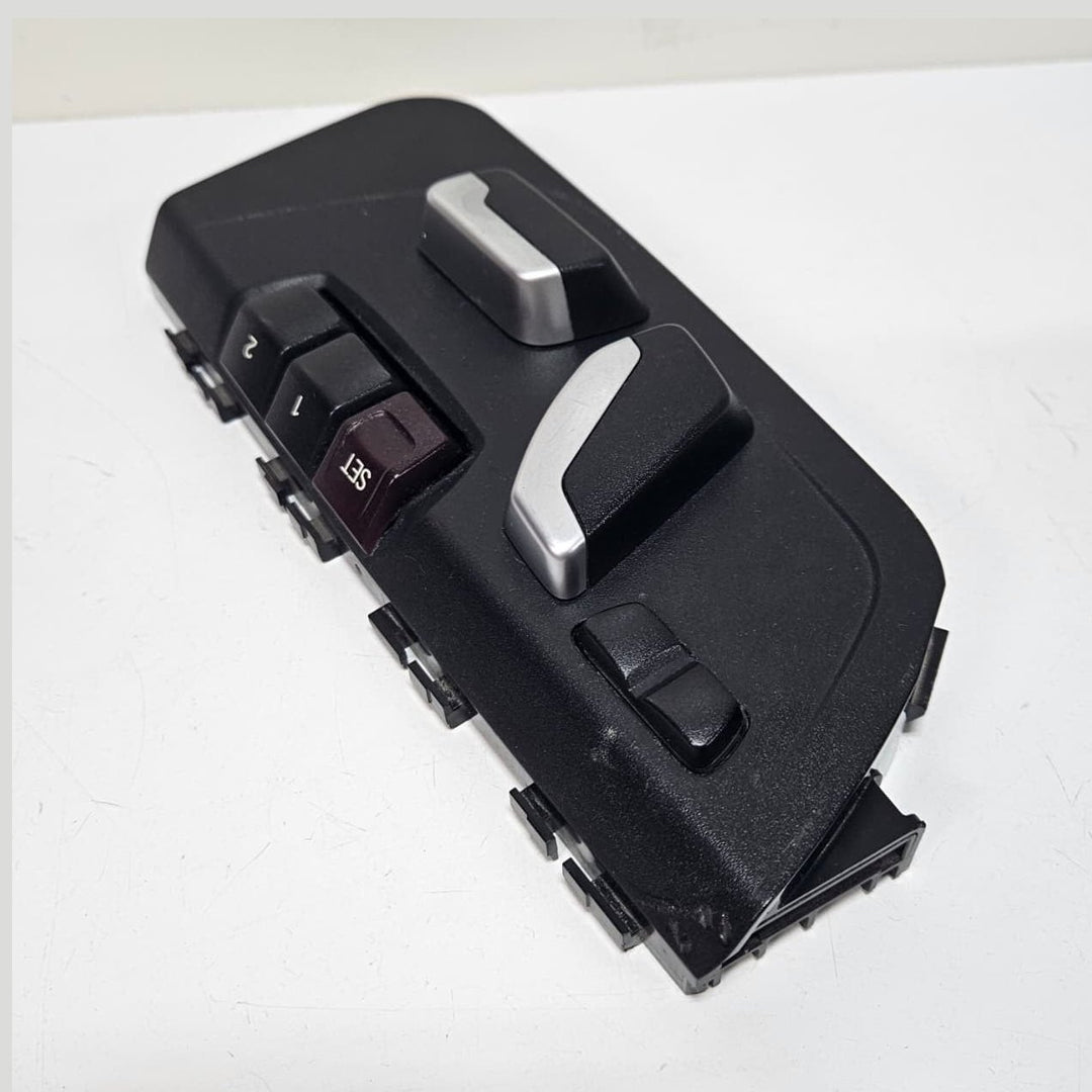 OEM BMW 4 Series F32 F33 F36 F82 Front Right Seat Adjustment Switch 9382452