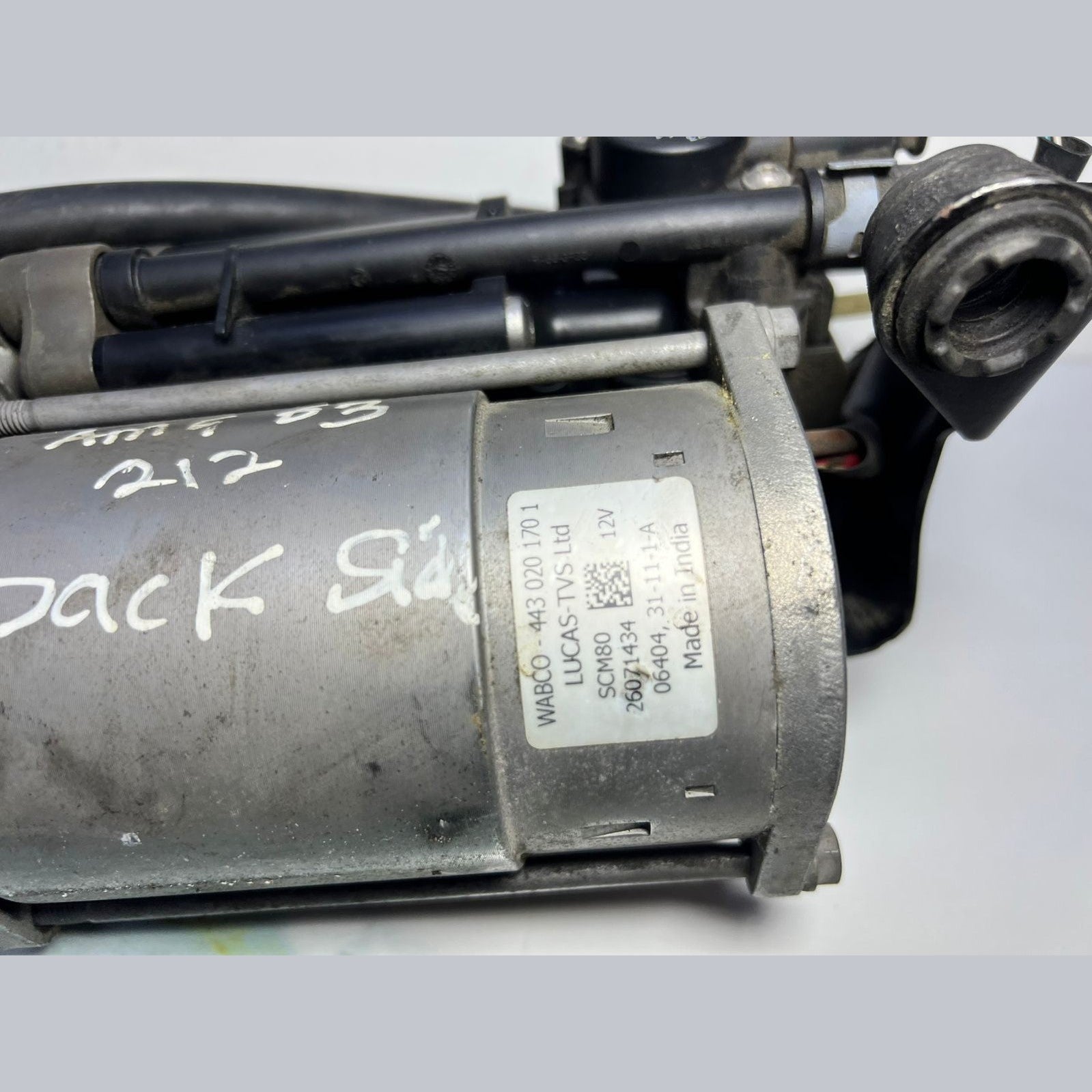 2012 Mercedes-Benz E300 Air Suspension Compressor A2123200104 W212 and W218