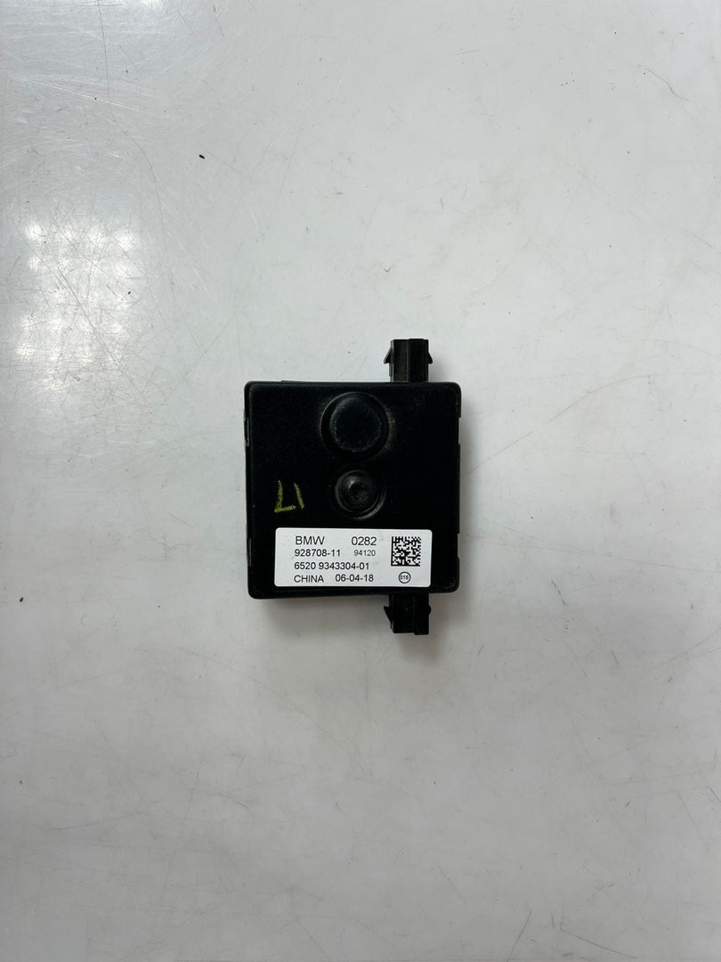 2014-2018 BMW X5 F15, F16 X6 F26 X4 Antenna Amplifier 9343304 OEM