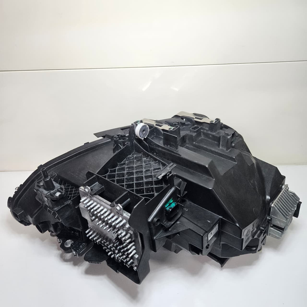 2023-25 BMW  2 Series G42 M2 M240i LCI LED Headlight 8083637 ECE LEFT SIDE