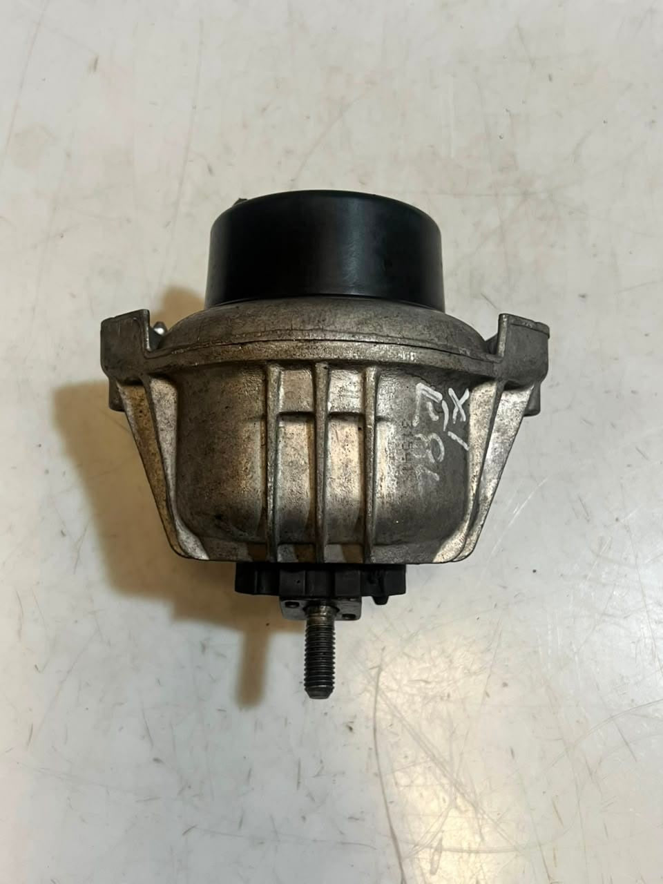BMW X1 E84 3' E90 E91 N43 B20 N47 Engine Mount Rubber Bearing 6773742 OEM