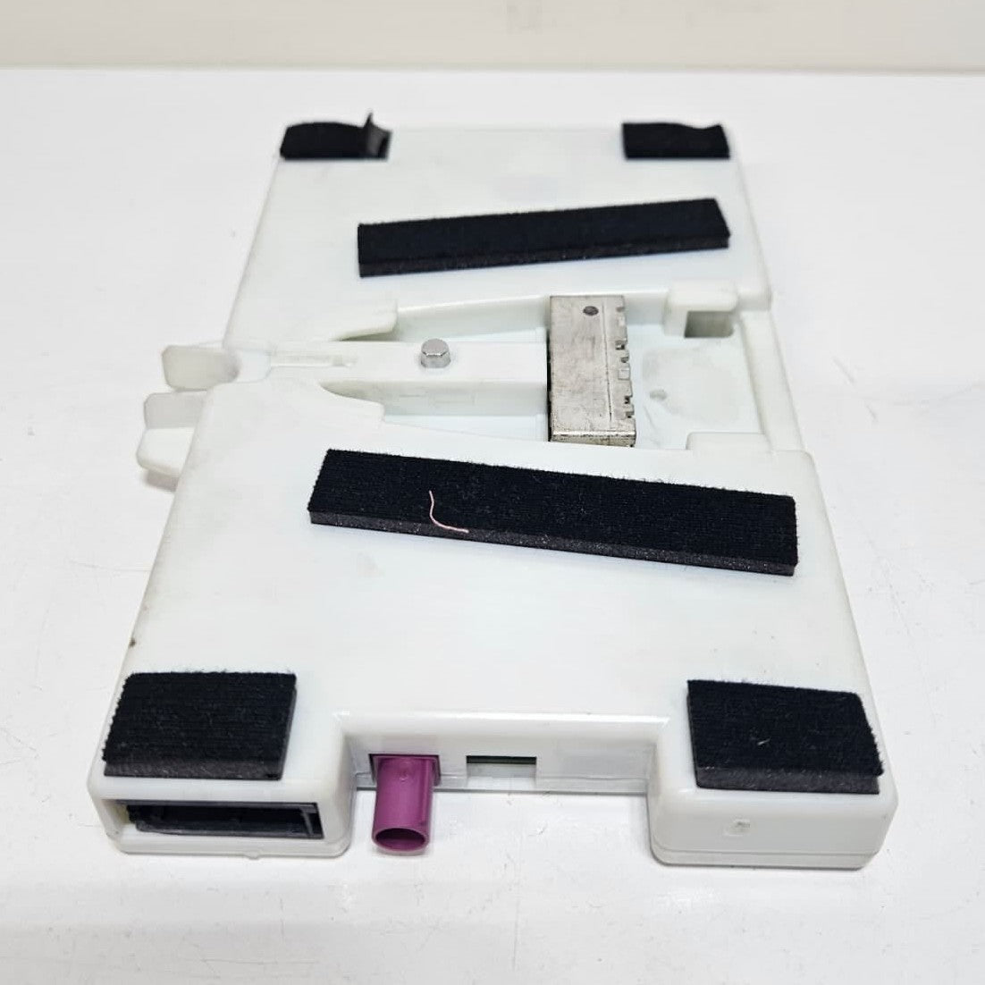 2020-25 BMW X4 G02 F98 X4 20ix Telecommunication Antenna Module 5B31CF8 OEM LHD