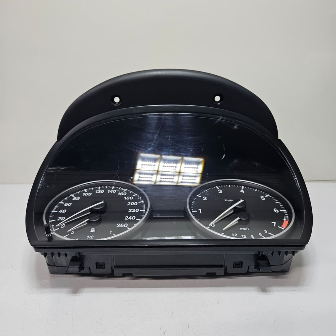 2011-2012 BMW X1 E84 Instrument Cluster 9242340