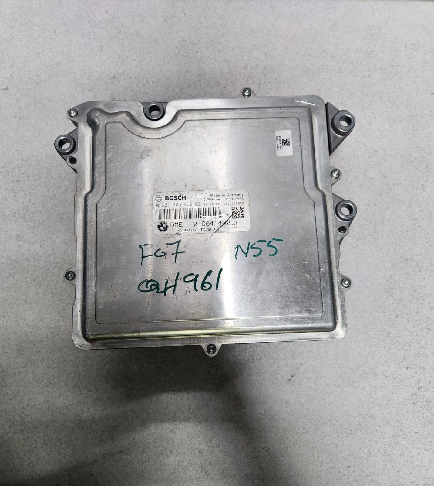 2009-2016 BMW 535i Engine Control Unit DME 7604402 5 Series F11 535i ECU