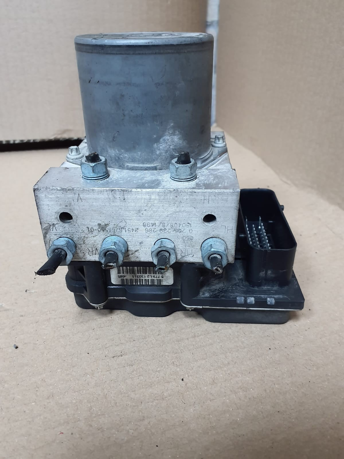 2013-2015 BMW X1 E84 ABS Hydraulic BRAKE Pump Module 6860215 OEM