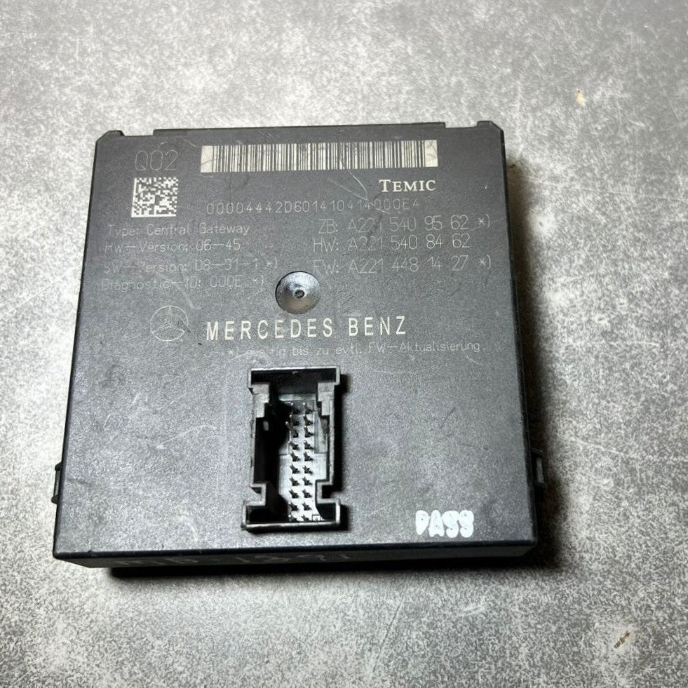 2010-2012 Mercedes-Benz W221 S-Class Gateway Control Module A221 54095 ...