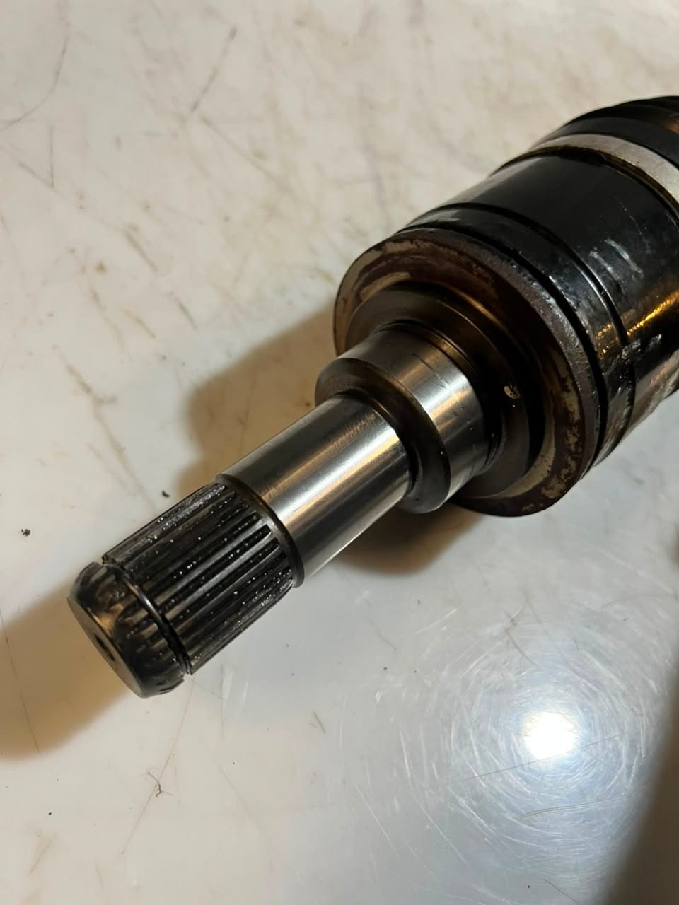 2011 BMW 3' 4' F30 F31 F34 F32 F33 F36 LCI LEFT Rear Axle Drive Shaft 7637445 