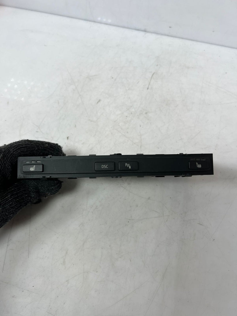 2004 BMW 530i 5 Series E60 E61 Seat Heater Switch 6949453 OEM