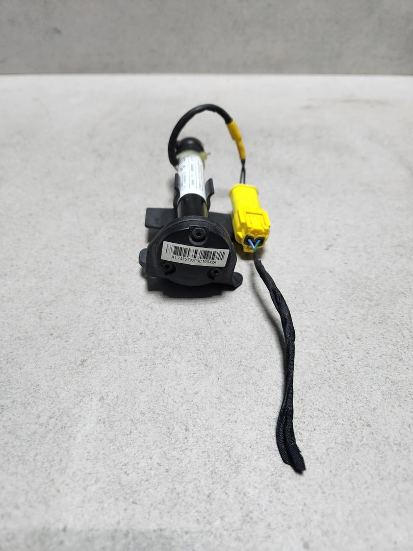 BMW Hood Bonnet Actuator Left Pedestrian Protection Active Bonnet 7435797