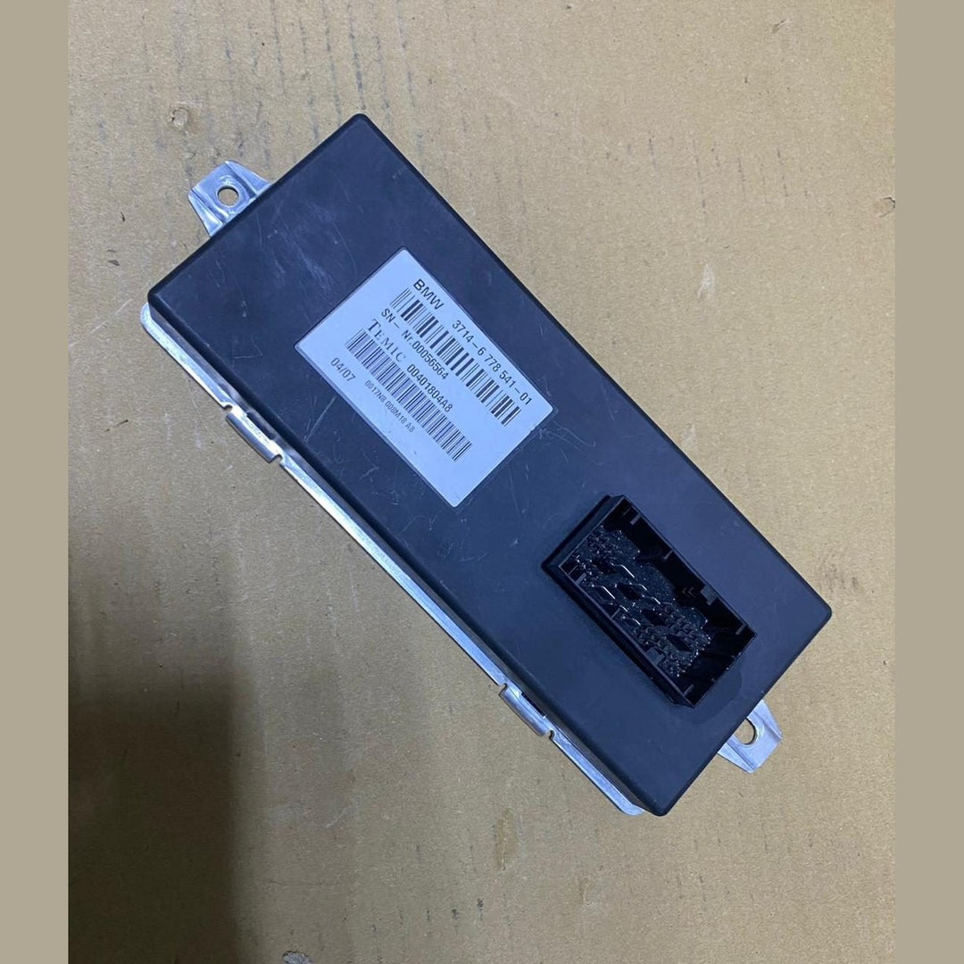 BMW X5 Dynamic Drive Control Module 6778541 E65 E66. Fits 2007-2013