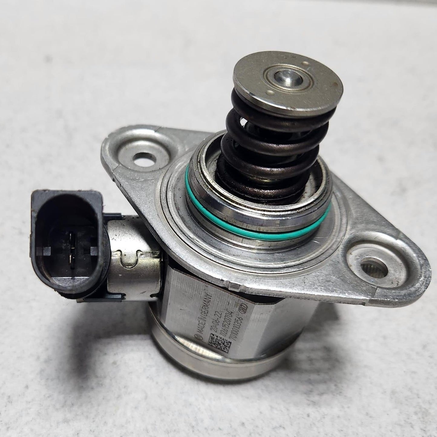 2019-2022 Mercedes-Benz A220 High Pressure Fuel Pump A2600700500