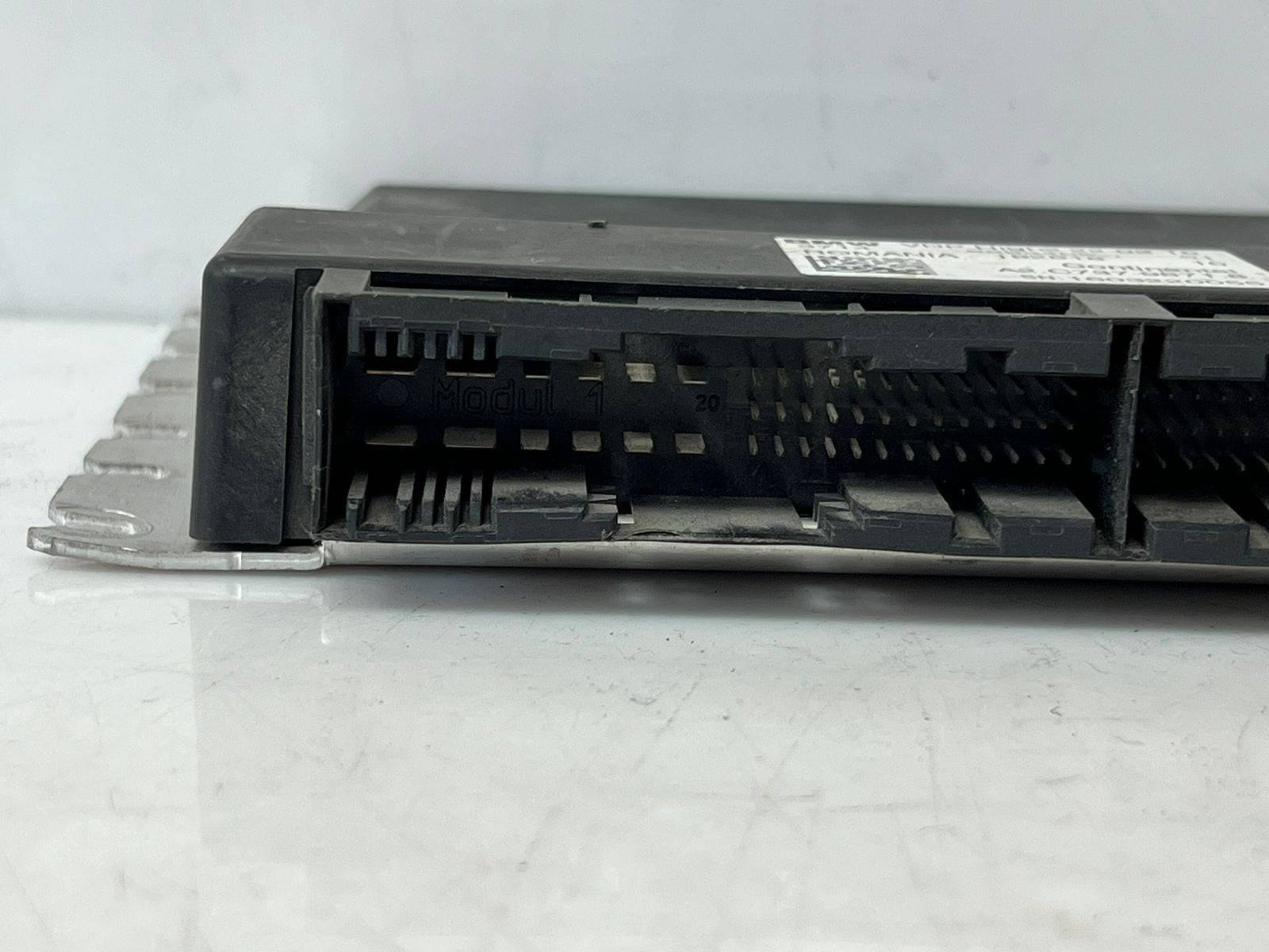 BMW G30 G31 G11 G12 G32 M5 Air suspension Control Unit VDP High2 module 6883405