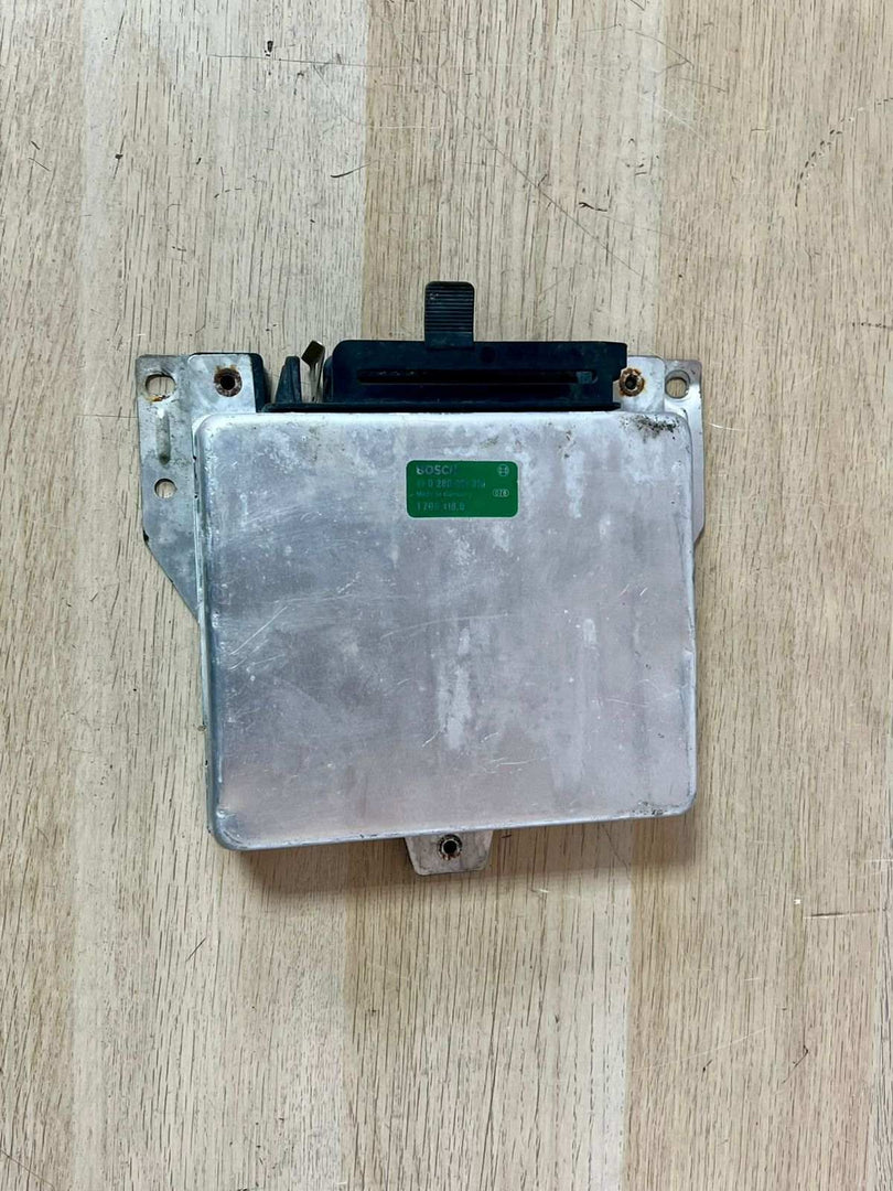 ⁣⁣⁣⁣ BMW E23 728i E24 628i E28 528i E30 328i Control Module ECU 0280001310 17064