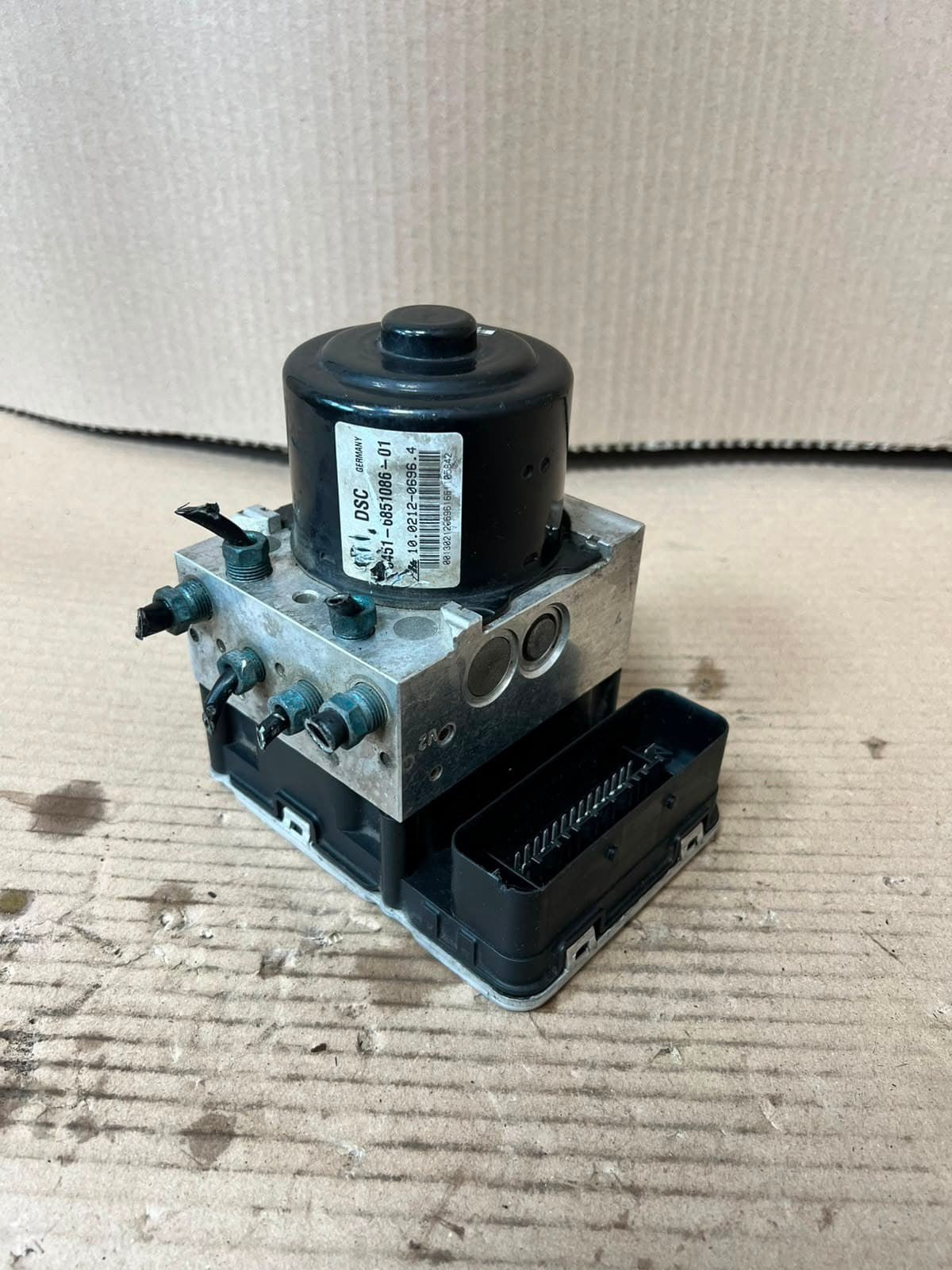2011-2017 BMW X3 F25 X4 F26 ABS DSC Pump Control Module 6851086 OEM