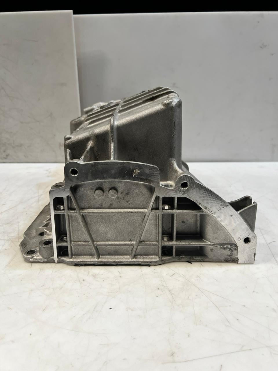 BMW F10 F11 5 Series 525xDrive Oil SUMP Pan 7812361 OEM