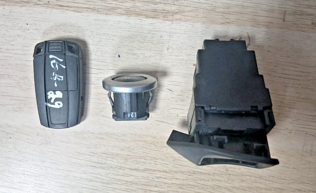 BMW X1 E84 N20 Engine ECU DME CAS3 Key Set Manual OEM 8617569