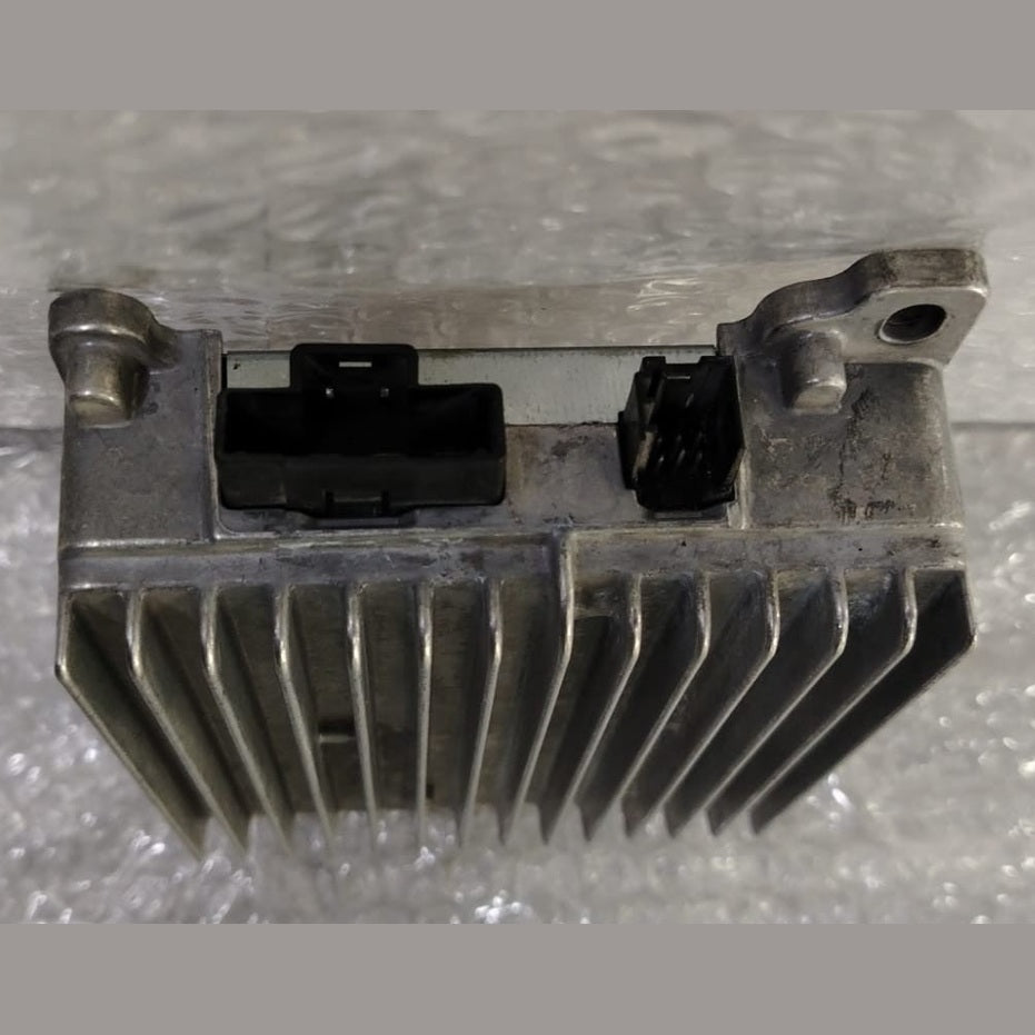 OEM BMW F11 F10 F12 F13 Battery Charger Module Battery Charge Modules 9240236