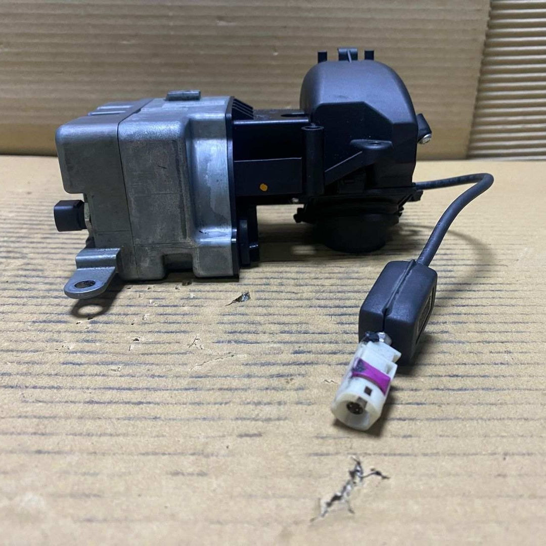 2012-2018 BMW 650i Reversing Rear View Camera 7308625 BMW F12 F13 640i 650i M6