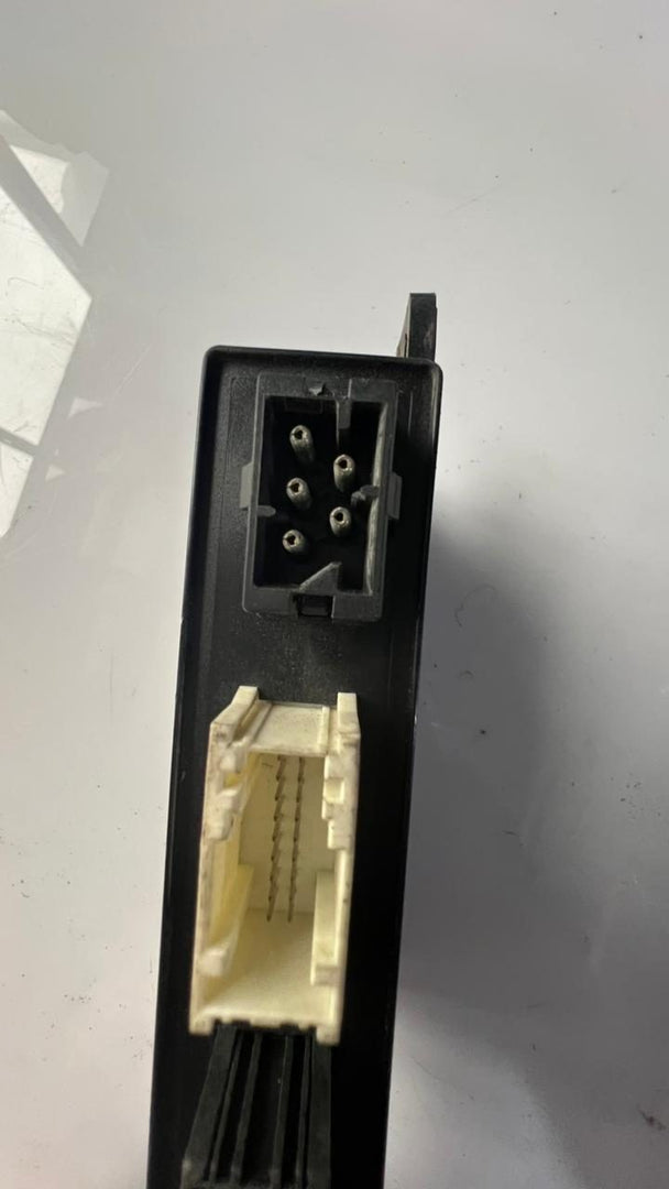 2001-2003 BMW 525i Door Mirror Control Module 6904249 E39 525i 528i 530i E38