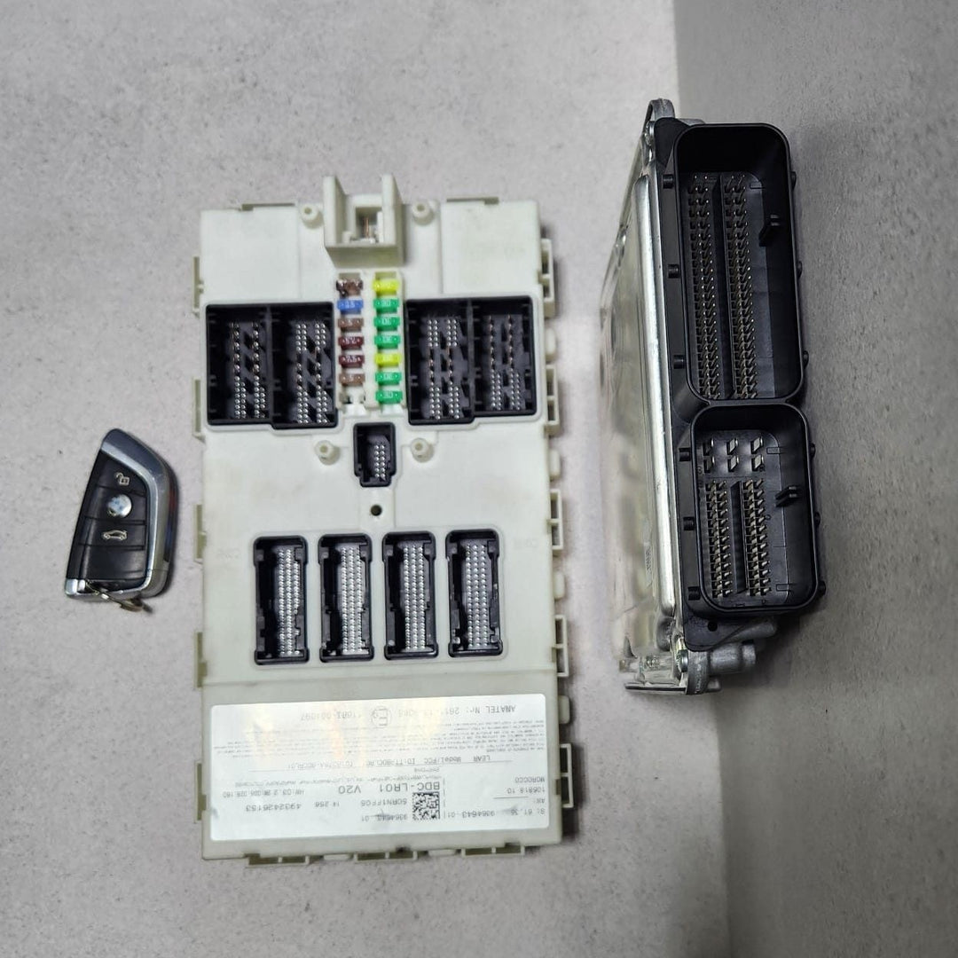 2015 BMW X5 Engine Control Module 8583152 F15 N57Z engine DIESEL ECU SET 