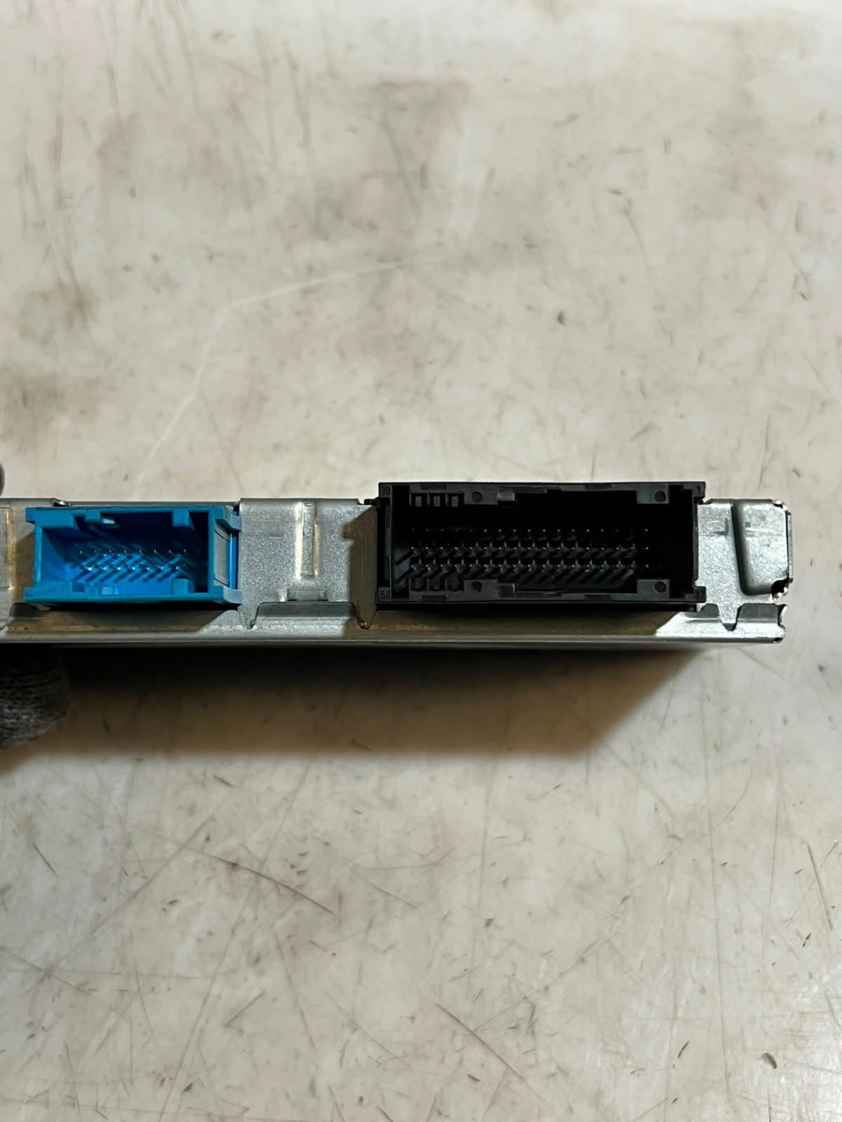 2011-2016 BMW 5' F07 F10 F11 535i Central Gateway Module 9247397 OEM
