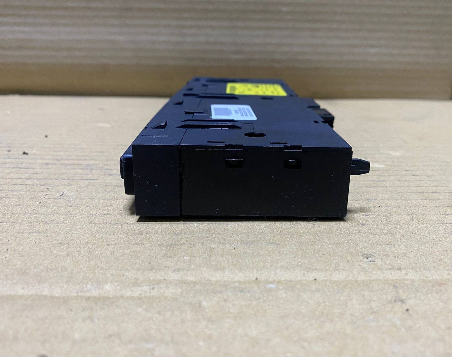 2004-2007 BMW 525i Dynamic Stability Control Module 6940221 525i, 528i, 530i, 53
