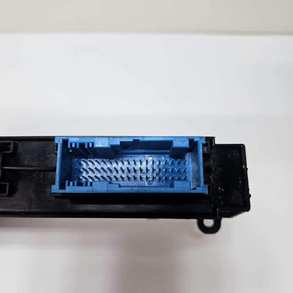 BMW F01 ECU Body Control Module Unit Junction Box Pl6 JBBFE III V5 9252330